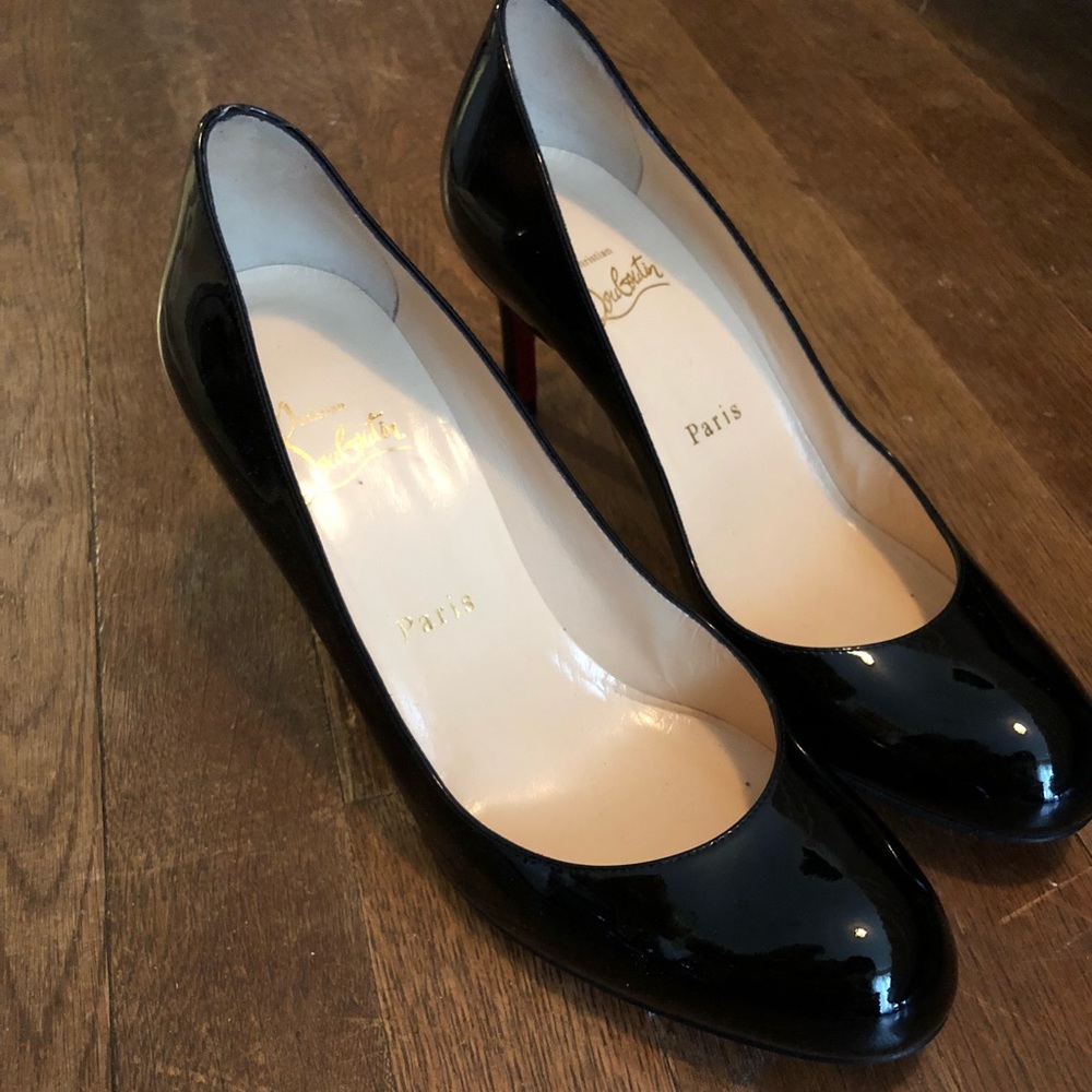 Christian Louboutin Décolleté 868 Pump